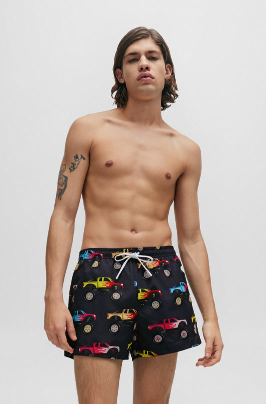 Traje de baño con estampado de auto 5" secado rápido