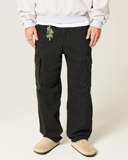 Pantalón baggy tipo cargo