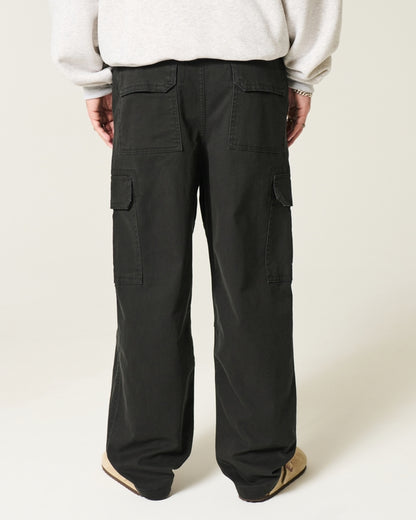 Pantalón baggy tipo cargo