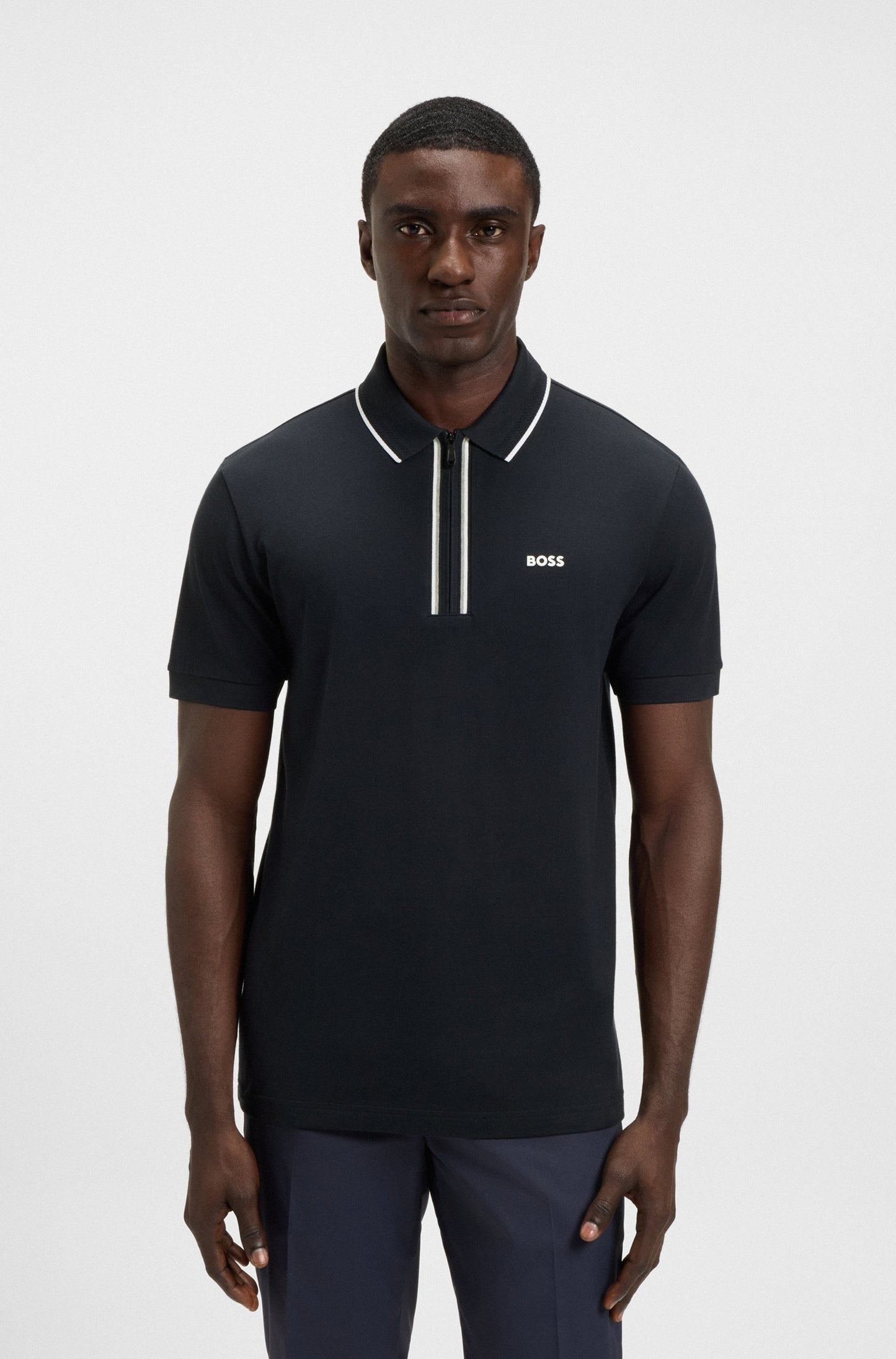 Chemise de algodón con cremallera y bordado
