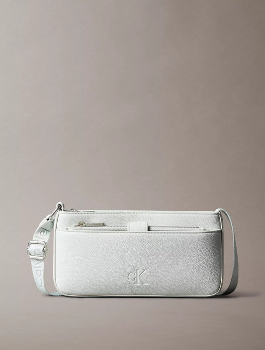 Cartera pequeña tipo bandolero con cremallera