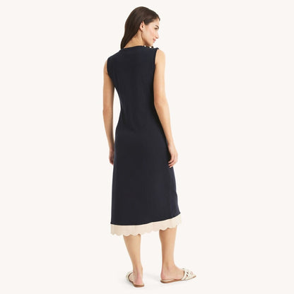 Vestido sin mangas con ribeteado inferior