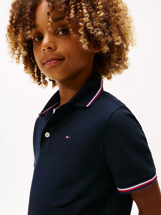 Chemise unicolor con cuello ribeteado para niño